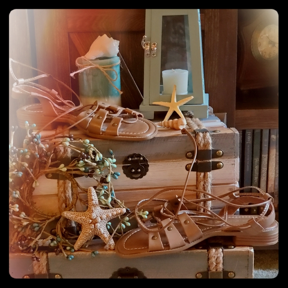Sandals - Picture 2 of 6